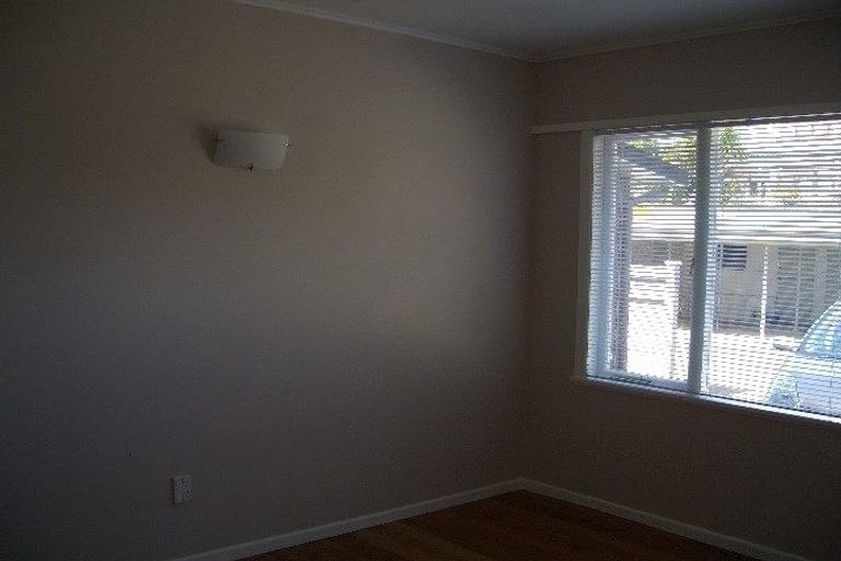 Photo of property in 1/12a Sanders Avenue, Takapuna, Auckland, 0622