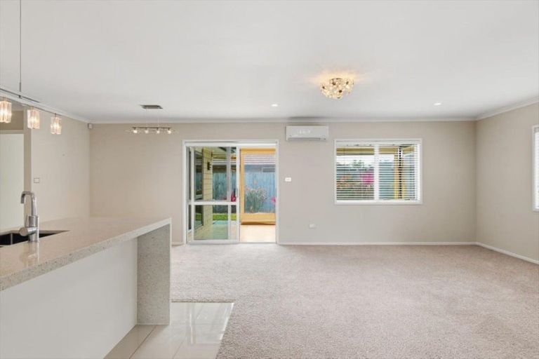Photo of property in 82 Golden Sands Drive, Papamoa Beach, Papamoa, 3118