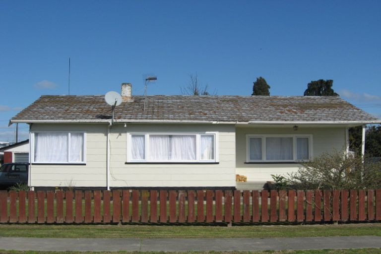 Photo of property in 6 Rimu Street, Edgecumbe, 3120