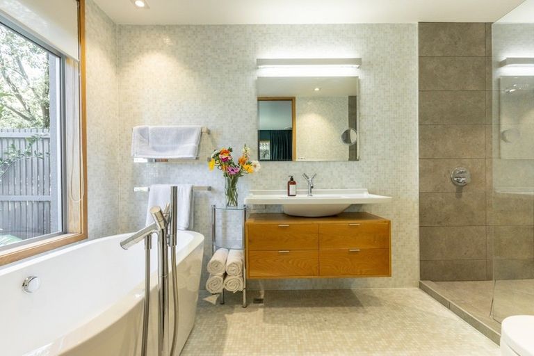 Photo of property in 3/5 Tanner Street, Havelock North, 4130