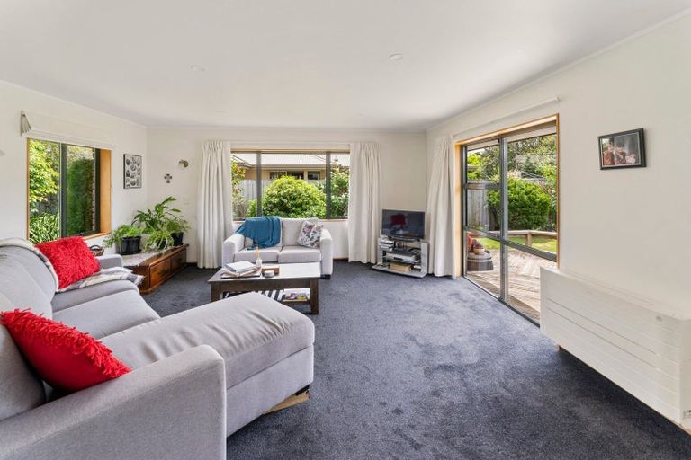 Photo of property in 10 Stagg Place, Brightwater, 7022