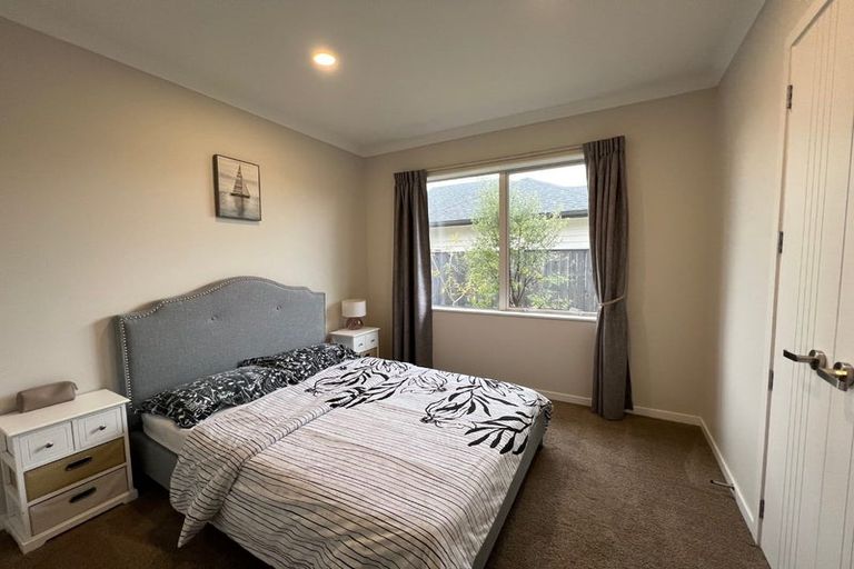 Photo of property in 14 Paso Fino Crescent, Karaka, Papakura, 2113