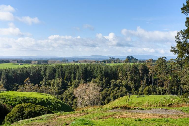 Photo of property in 939a No 2 Road, Te Ranga, Te Puke, 3182