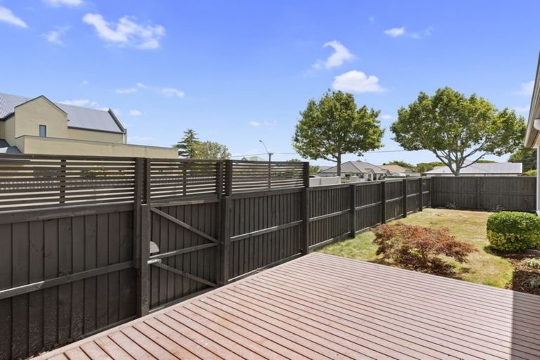 Photo of property in 515 Harewood Road, Harewood, Christchurch, 8051