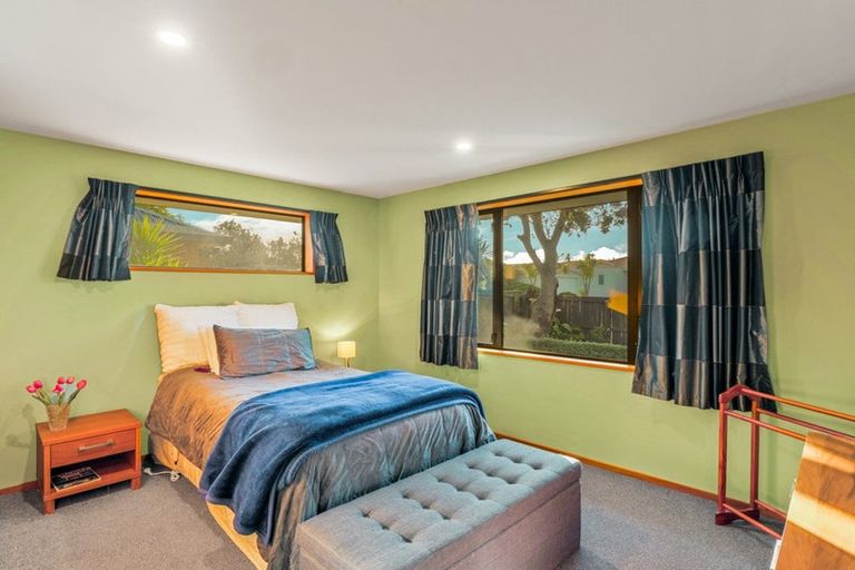 Photo of property in 45 Orlando Crescent, Waimairi Beach, Christchurch, 8083