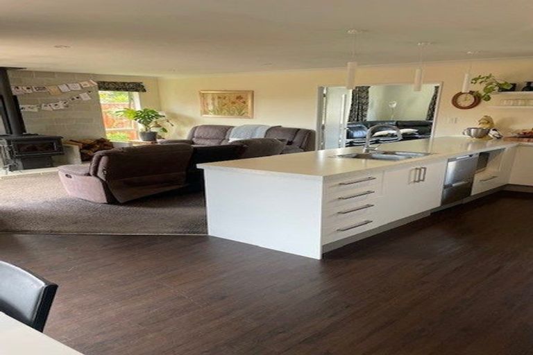 Photo of property in 18 Franklin Drive, Rangiora, 7400