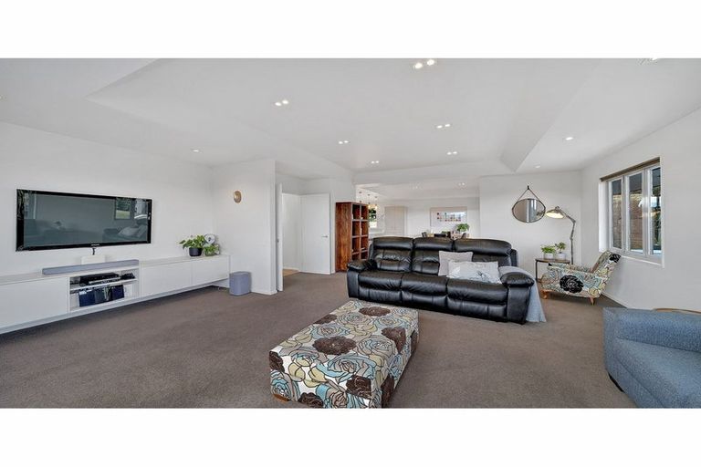 Photo of property in 9 Ennerdale Row, Westmorland, Christchurch, 8025