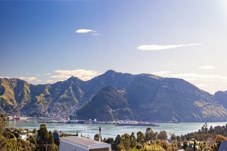 Photo of property in 4 Tau Crescent, Diamond Harbour, 8972