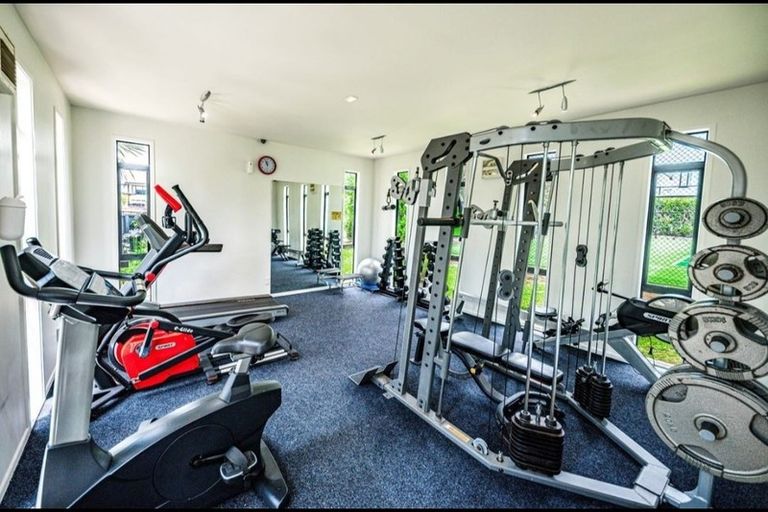 Photo of property in 116/2 Armoy Drive, East Tamaki, Auckland, 2016