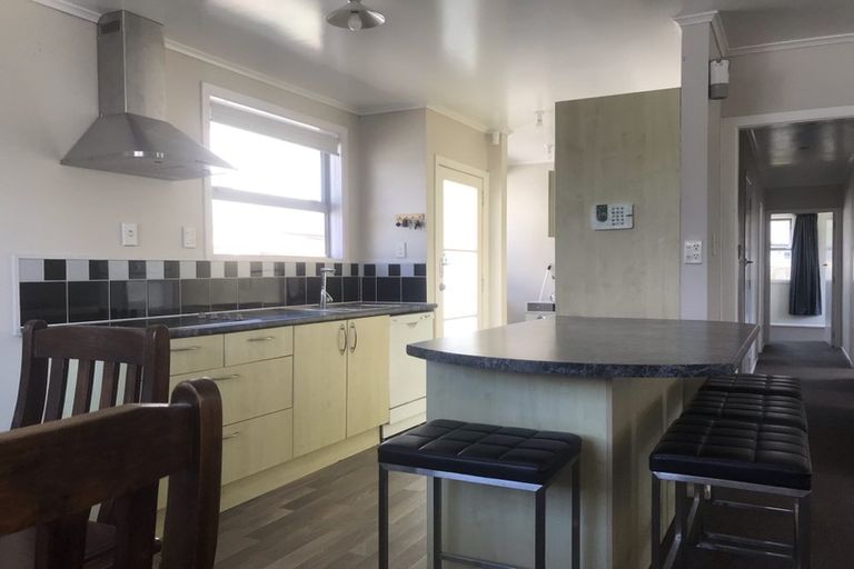 Photo of property in 17a Eastburn Street, Papakura, 2110