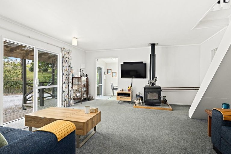 Photo of property in 672 Port Albert Road, Wellsford, 0973