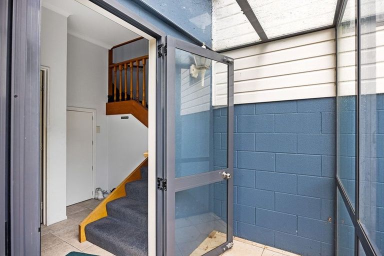 Photo of property in 24 Rosendale Avenue, Spotswood, New Plymouth, 4310