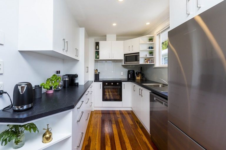 Photo of property in 84 Black Beech Street, Birchville, Upper Hutt, 5018