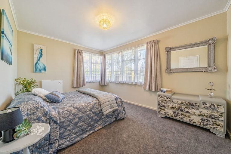 Photo of property in 82 Pine Avenue, Ebdentown, Upper Hutt, 5018