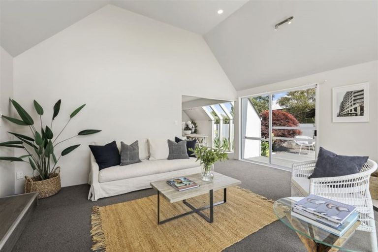Photo of property in 244 Major Hornbrook Road, Mount Pleasant, Christchurch, 8081