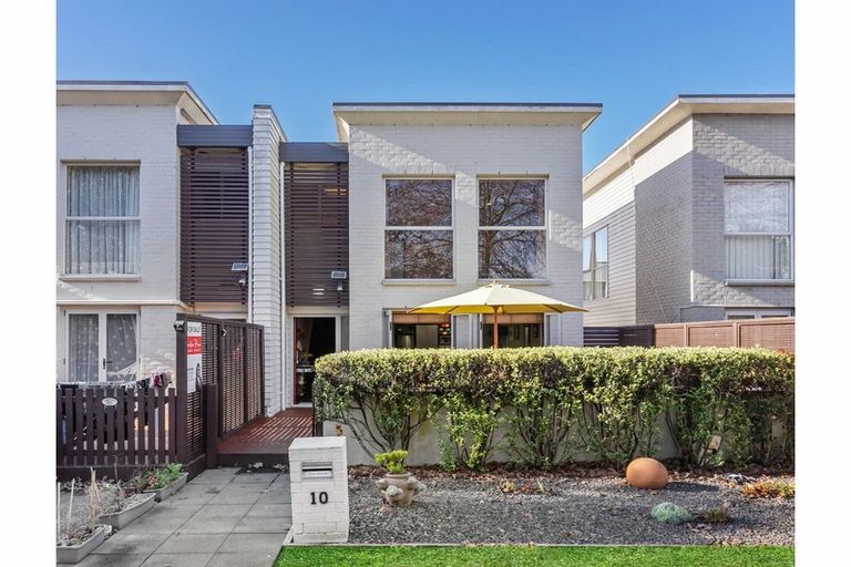 Photo of property in 10 Zabeel Crescent, Takanini, 2112