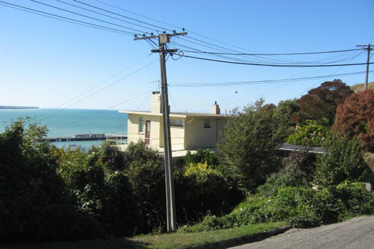 Photo of property in 2 Avon Street, South Hill, Oamaru, 9400