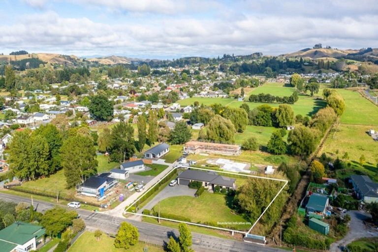 Photo of property in 5 Johnson Street, Waipawa, 4210