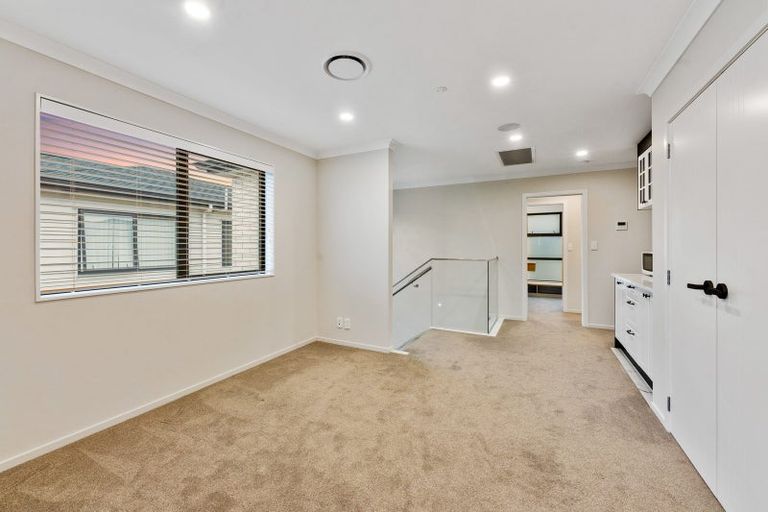 Photo of property in 3 Tiro Street, Flat Bush, Auckland, 2019