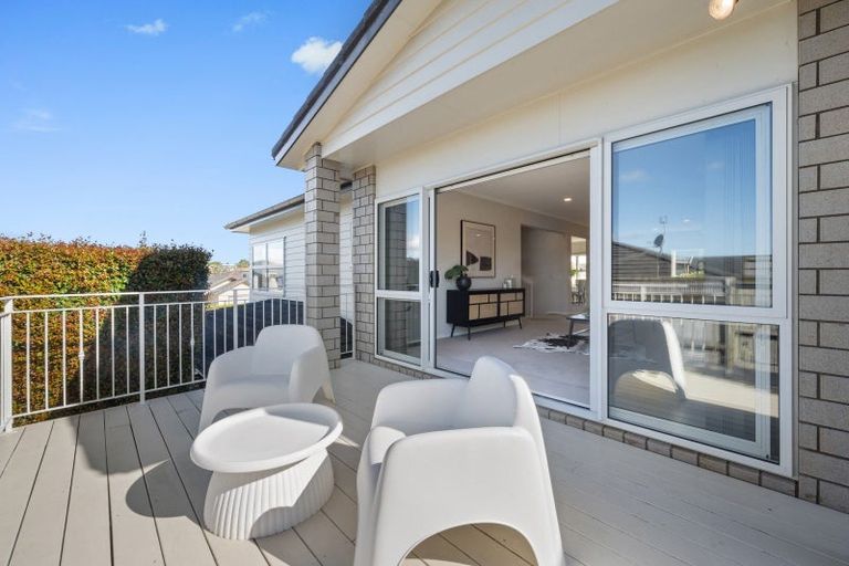 Photo of property in 231 Jeffs Road, Flat Bush, Auckland, 2016