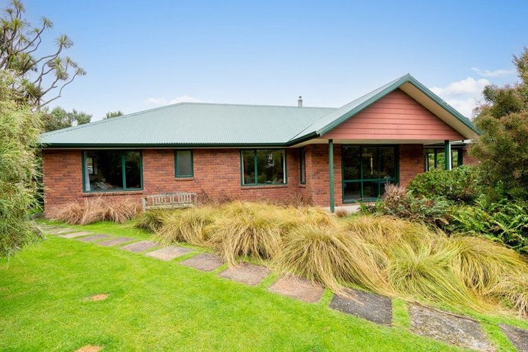 Photo of property in 63 Sandymount Road, Sandymount, Dunedin, 9077