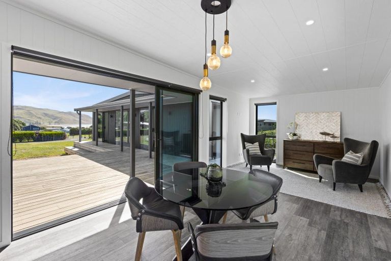 Photo of property in 4a Shoal Beach Road, Aramoana, Omakere, 4271
