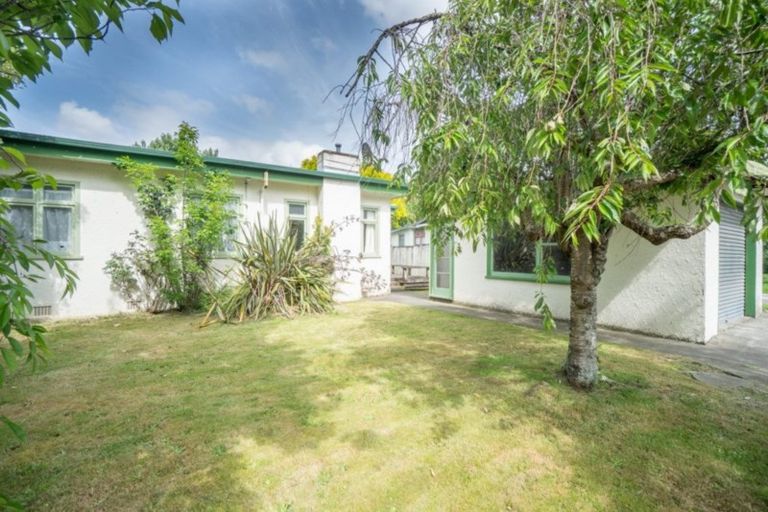 Photo of property in 35a Alfred Street, Roslyn, Palmerston North, 4414