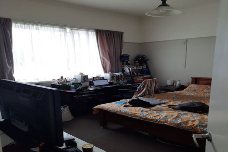 Photo of property in 26 Wilson Street, Newtown, Wellington, 6021
