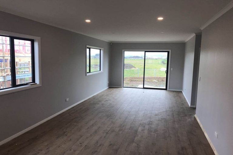 Photo of property in 2/7 Miharo Crescent, Flagstaff, Hamilton, 3210