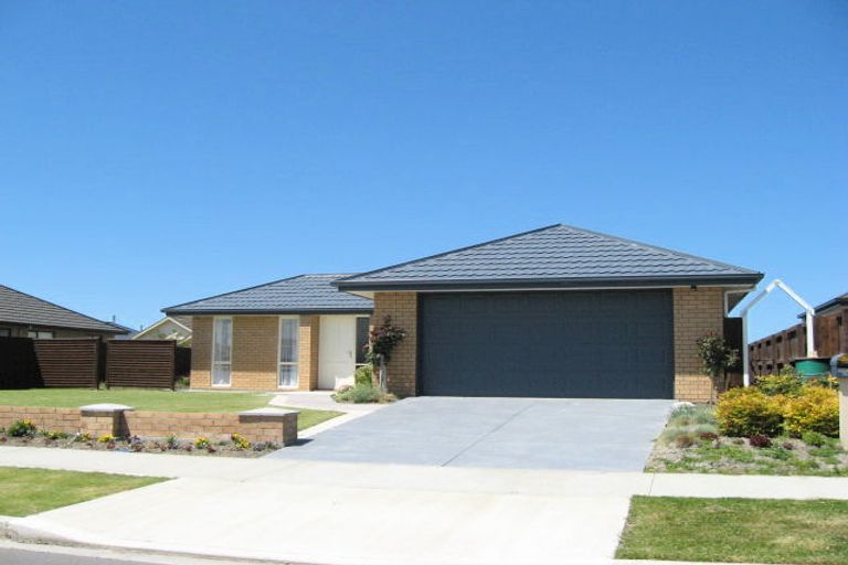 Photo of property in 28 Fergus Street, Kaiapoi, 7630