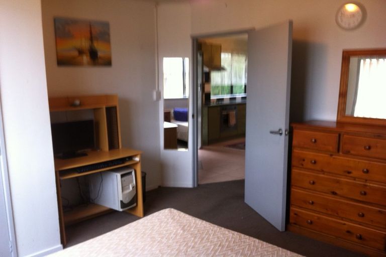 Photo of property in 44 Margate Road, Blockhouse Bay, Auckland, 0600