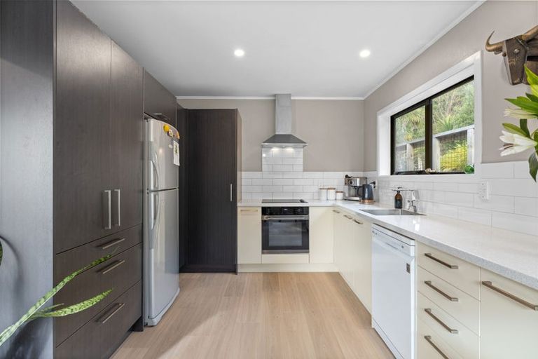Photo of property in 66 Flinders Road, Heathcote Valley, Christchurch, 8022