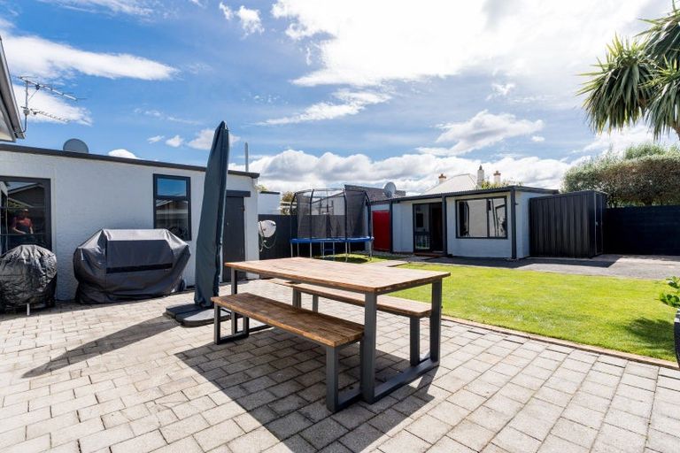 Photo of property in 102 Richardson Street, Saint Kilda, Dunedin, 9012