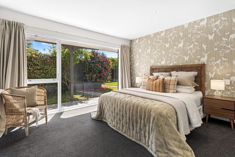 Photo of property in 30 Highfield Place, Avonhead, Christchurch, 8042