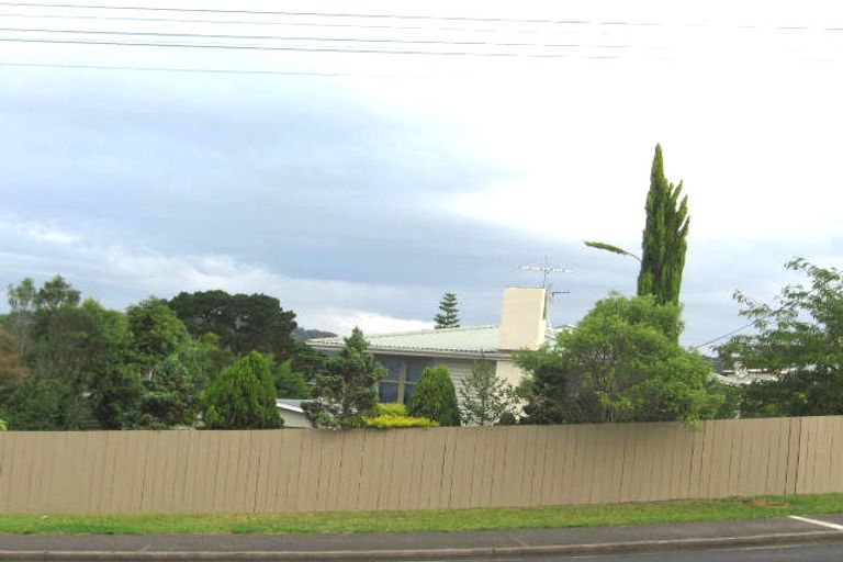 Photo of property in 62 Glengarry Road, Glen Eden, Auckland, 0602