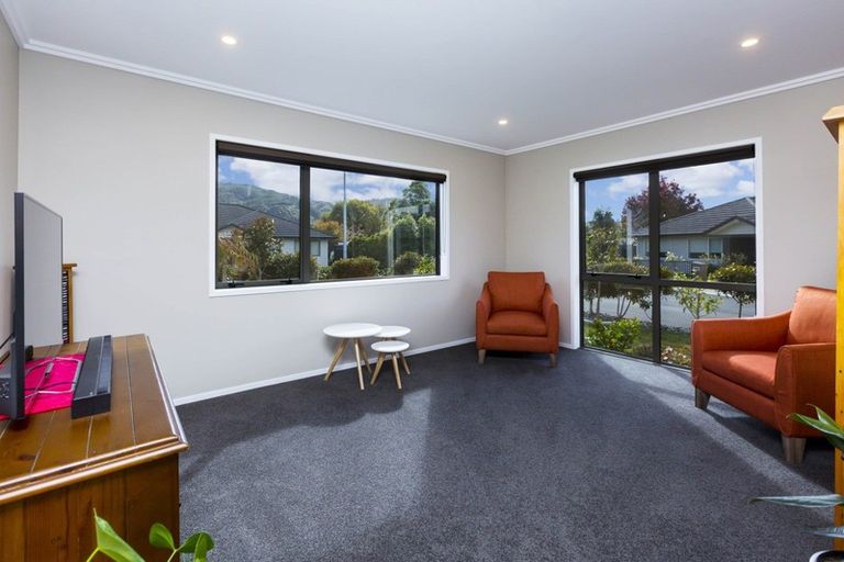 Photo of property in 27 Ashington Road, Silverstream, Upper Hutt, 5019