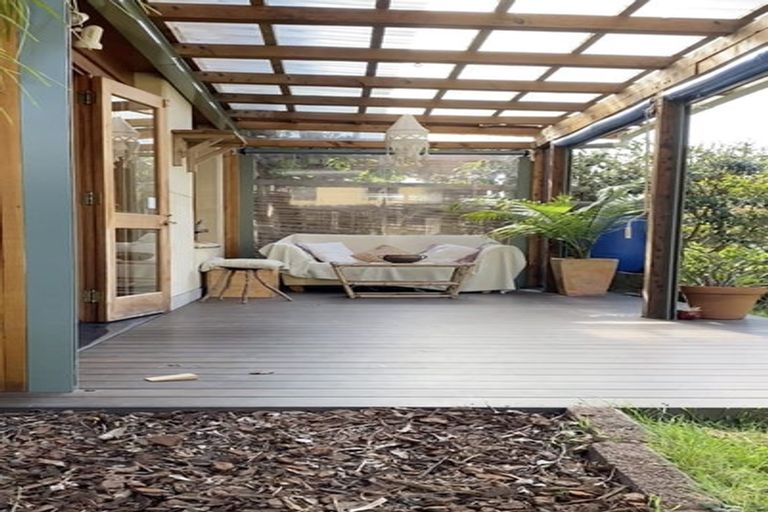 Photo of property in 10/457 Swanson Road, Ranui, Auckland, 0612