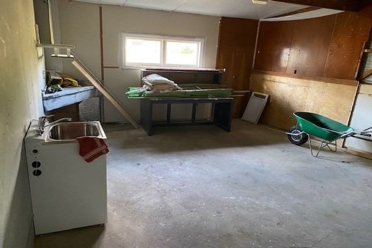 Photo of property in 713 Roberts Street, Hastings, 4122