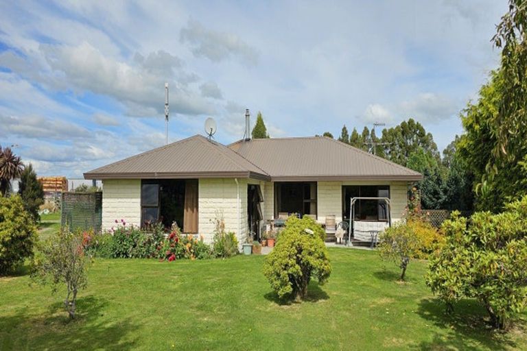 Photo of property in 87 Robertson Street, Upper Charlton, Gore, 9710