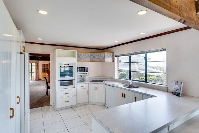 Photo of property in 78 Churchill Drive, Taradale, Napier, 4112