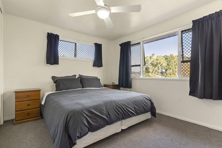 Photo of property in 20 Newham Place, Henderson, Auckland, 0612