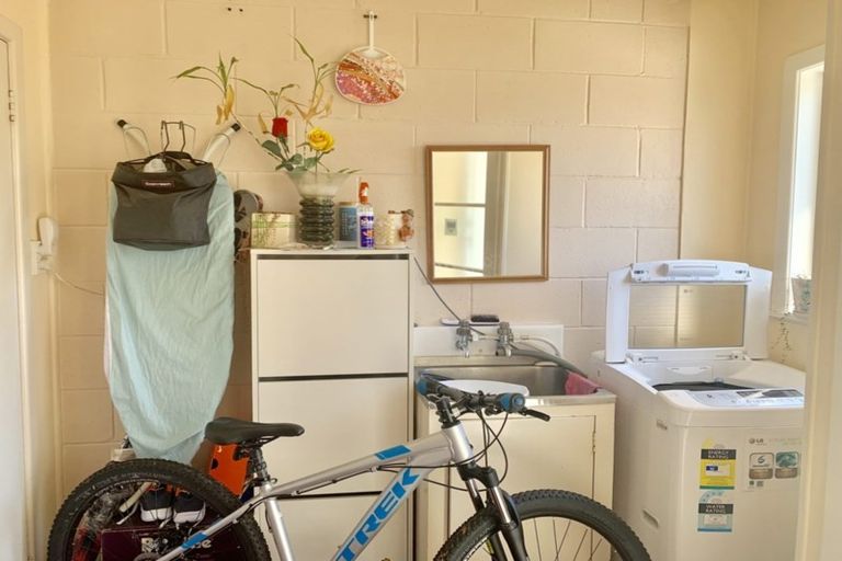 Photo of property in 5/5 Aratonga Avenue, Greenlane, Auckland, 1051