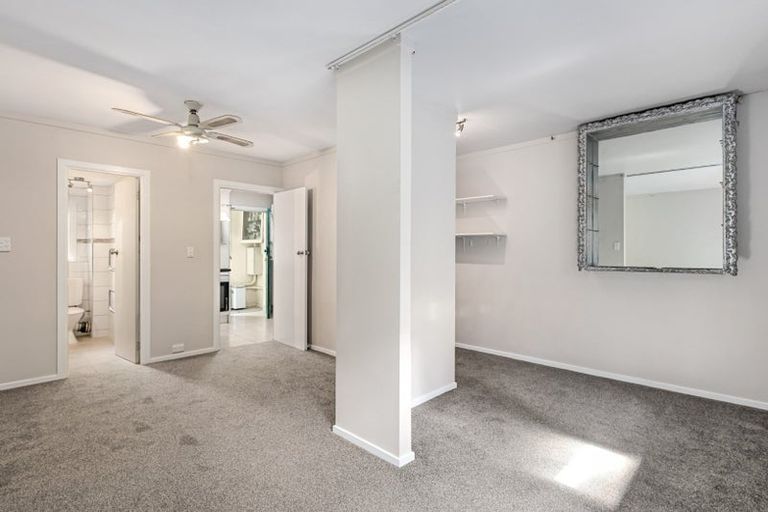 Photo of property in Avon Apartments, 3/313 The Terrace, Te Aro, Wellington, 6011