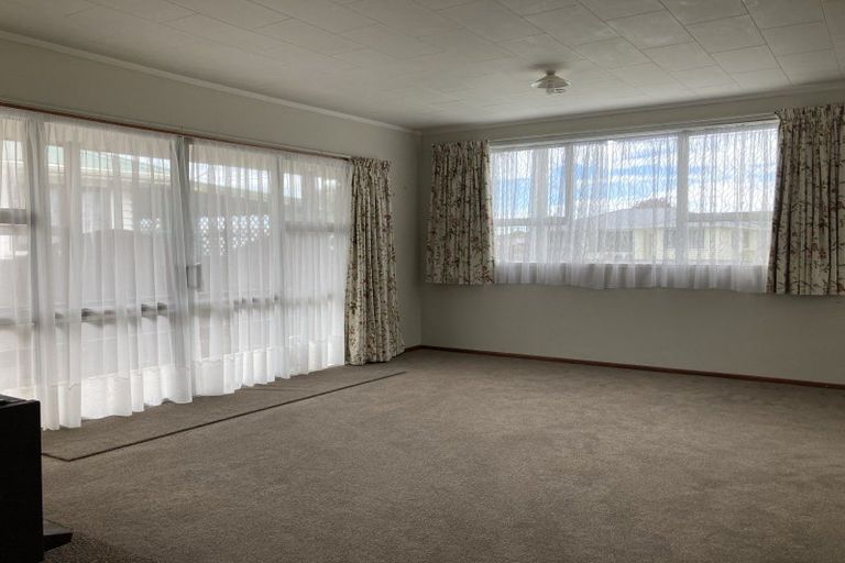 Photo of property in 79a Blake Street, Waitara, 4320