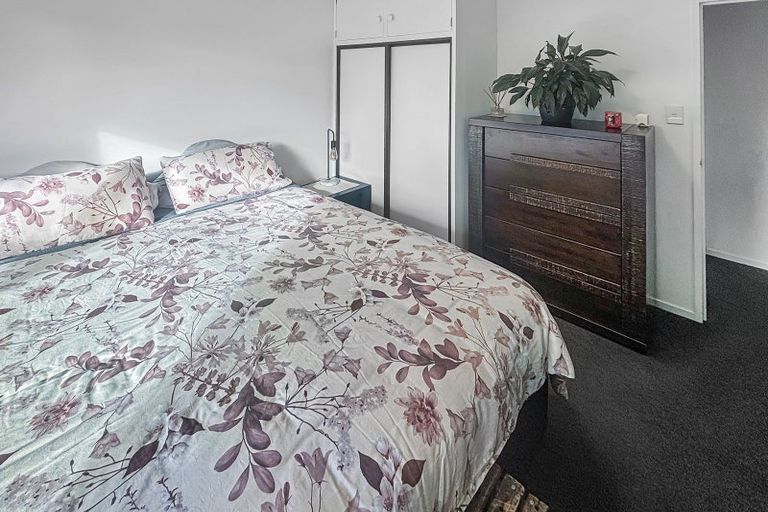 Photo of property in 2/68 Somerfield Street, Somerfield, Christchurch, 8024
