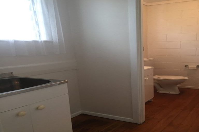 Photo of property in 4/49 Miro Street, New Lynn, Auckland, 0600