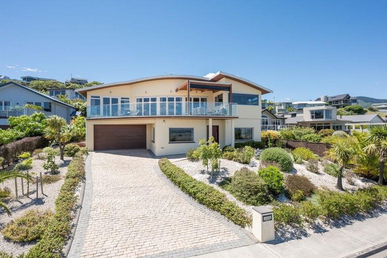 Photo of property in 24 Zeehaen Place, Britannia Heights, Nelson, 7010