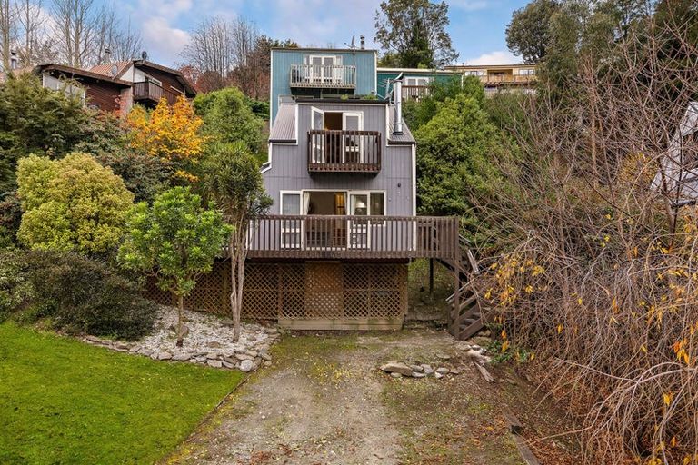 Photo of property in 257 Fernhill Road, Sunshine Bay, Queenstown, 9300