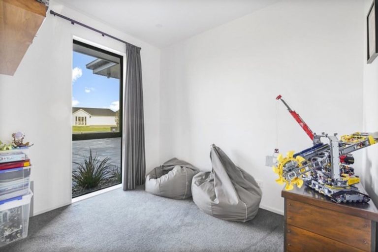 Photo of property in 1 Showground Place, Leeston, 7632