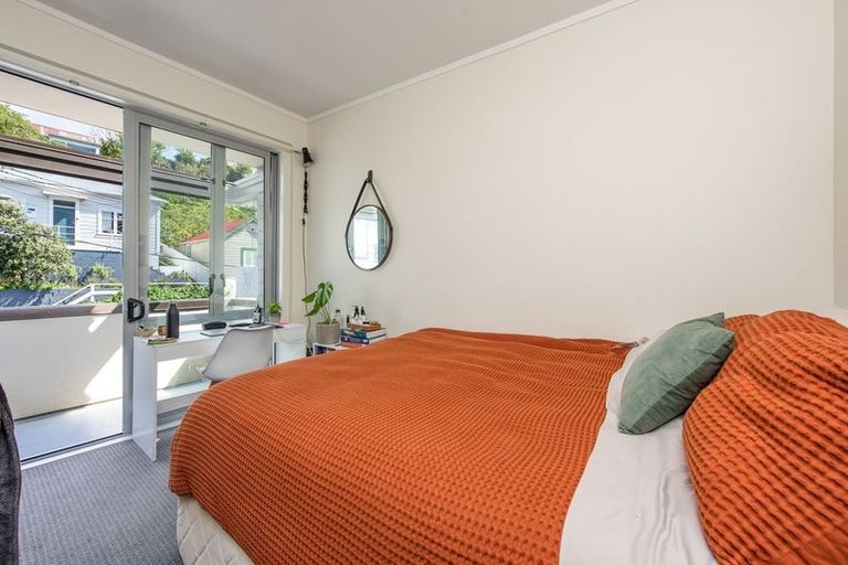 Photo of property in 11a Hanson Street, Mount Cook, Wellington, 6021